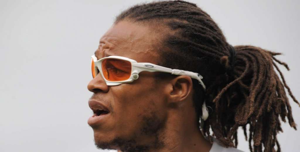 &iquest;Por qu&eacute; Davids jugaba con gafas de vidrio irrompible? 