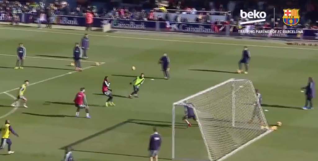 El brutal golazo de Messi en el entrenamiento del Barcelona