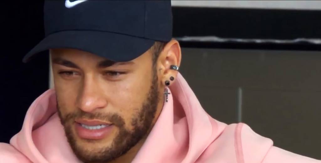 Neymar daba una entrevista y se largó a llorar cuando habló de Messi