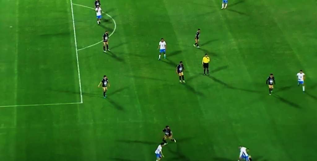 Notó un detalle en el gol más rápido de la historia de Cruz Azul y no lo dejó pasar: "¡Nadie se dio cuenta!"