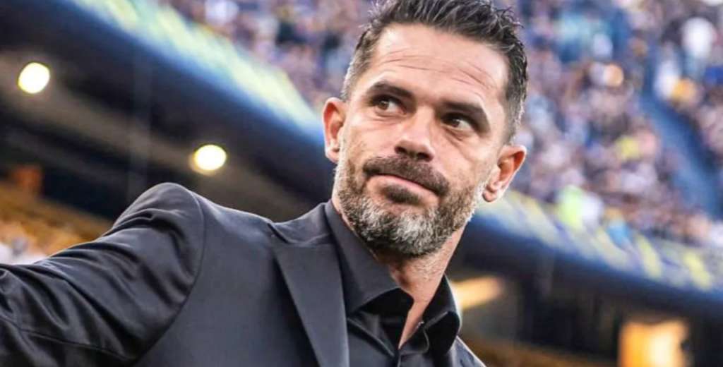 Riquelme fulminó a Gago y lo echó de Boca: dos nombres para tomar el cargo