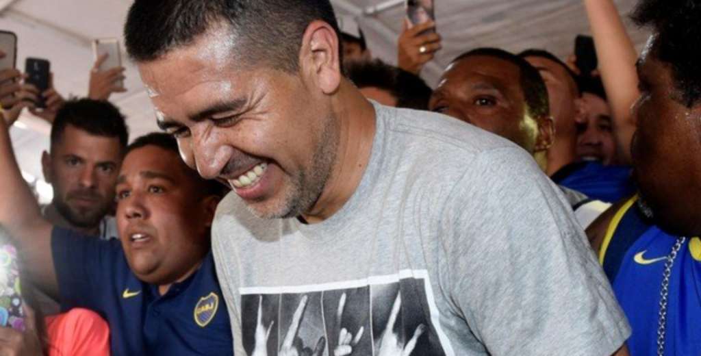 Sonr&iacute;e Rom&aacute;n:El crack que puede llegar con Paredes a Boca "va a ir con su amigo"