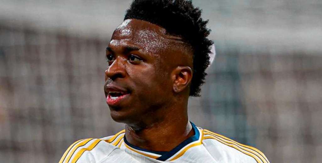 La leyenda que explot&oacute; contra el Bal&oacute;n de Oro: "Vinicius tuvo que haber ganado"