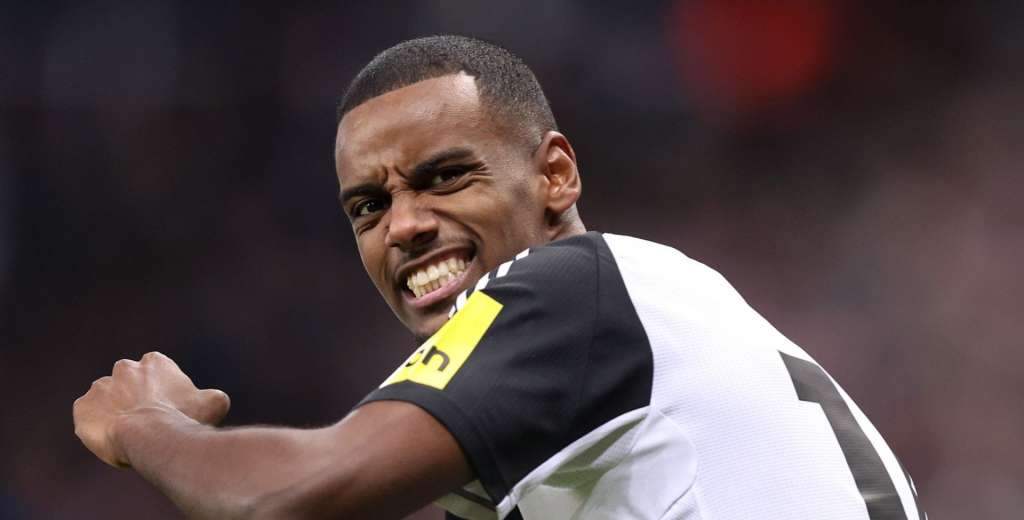 Newcastle dio el golpe y qued&oacute; a un paso de la final: le gan&oacute; 2-0 al Arsenal