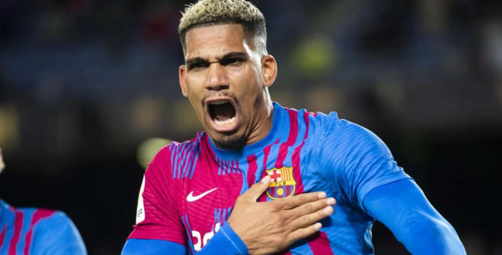 Tras la oferta de la Juve, Ronald Araújo renovará con el Barcelona hasta 2030