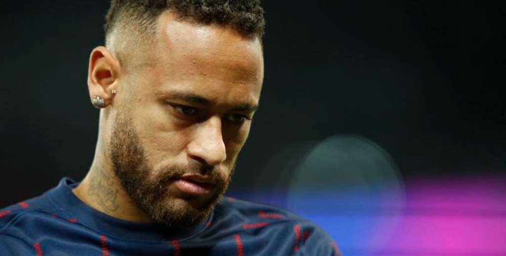 Neymar se re&uacute;ne con Al Hilal y da el golpe: "Dejo el club, voy a firmar con ellos"