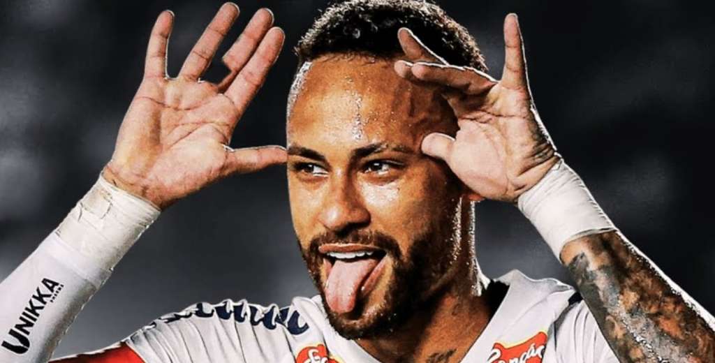 Neymar pagó dos millones y esperó tres años: apareció en un Batimovil brutal