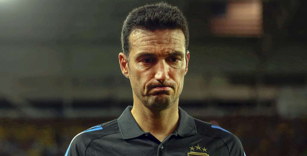 A meses del Mundial, Scaloni deja la bomba: est&aacute; fuera de la Selecci&oacute;n Argentina