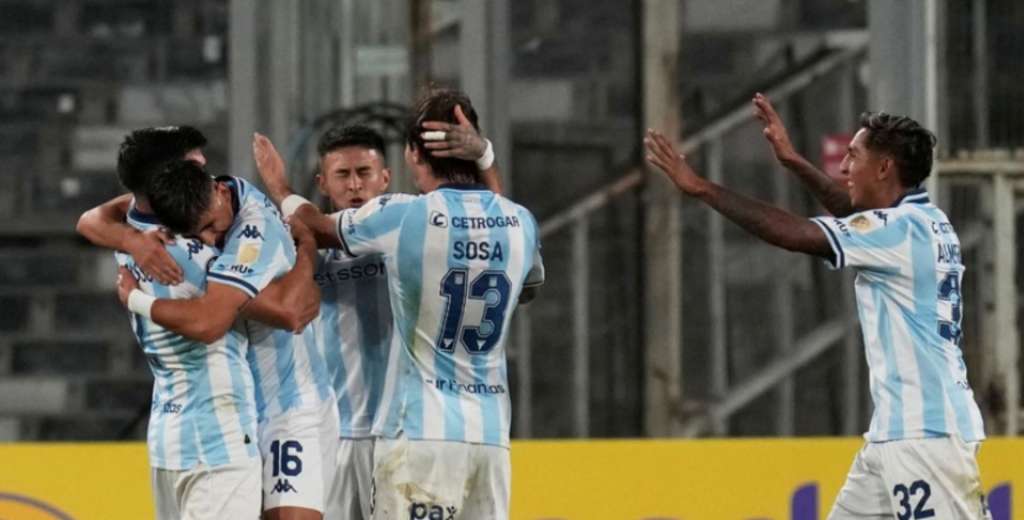 Barrios salvó a Racing: agónico 1-1 ante Colo Colo a los 86'