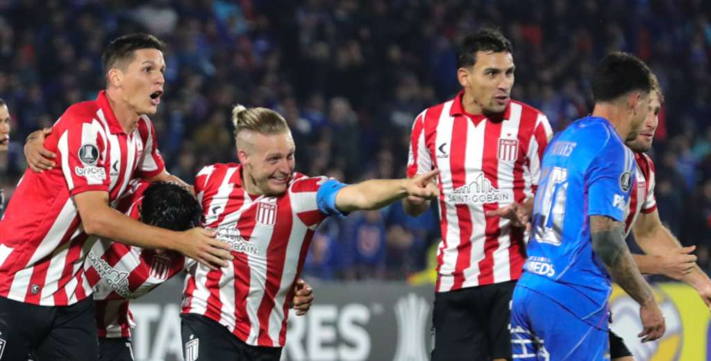 Estudiantes dio cátedra: bailó 3-0 a la U de Chile y quedó puntero del grupo A