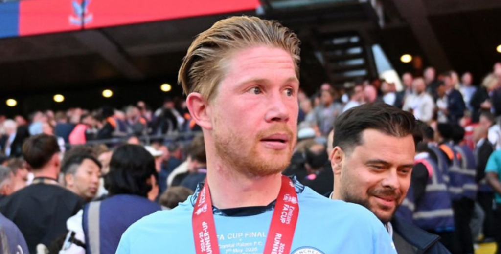 De Bruyne da pistas sobre su futuro cercano: "Estoy hablando con clubes de..."