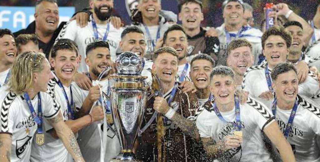 Hist&oacute;rico Platense: derrot&oacute; a Hurac&aacute;n y se consagr&oacute; campe&oacute;n por primera vez...