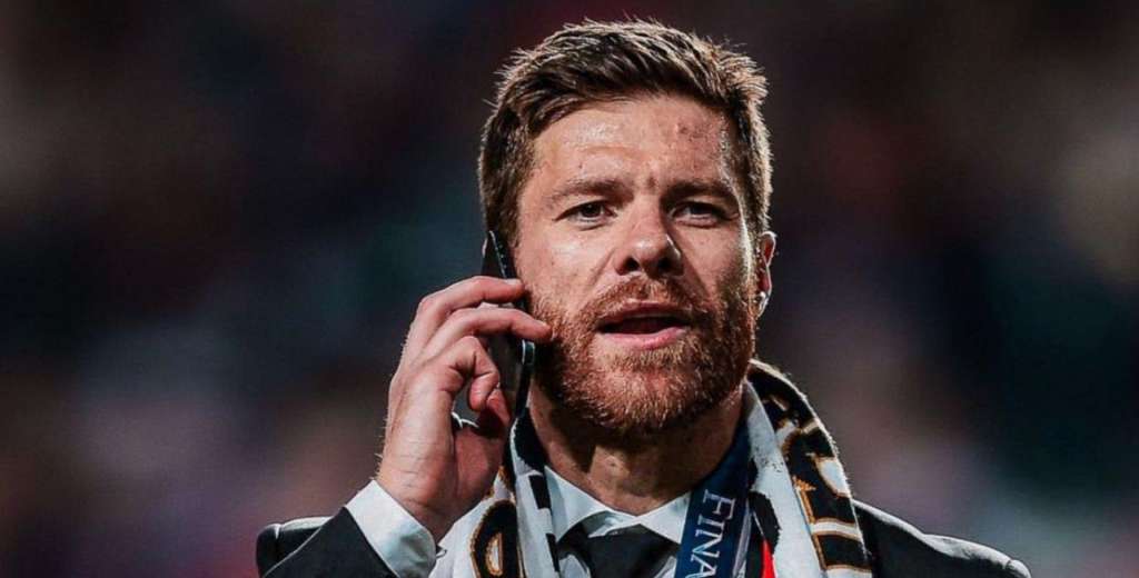 Xabi Alonso lo llam&oacute; y dio el golpe final: "Te quiero para el Mundial de Clubes"