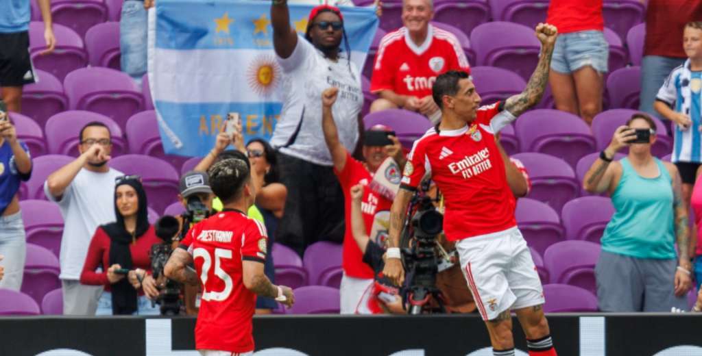 Tras dos horas de demora, Benfica goleó 6-0 a Auckland City por el grupo C