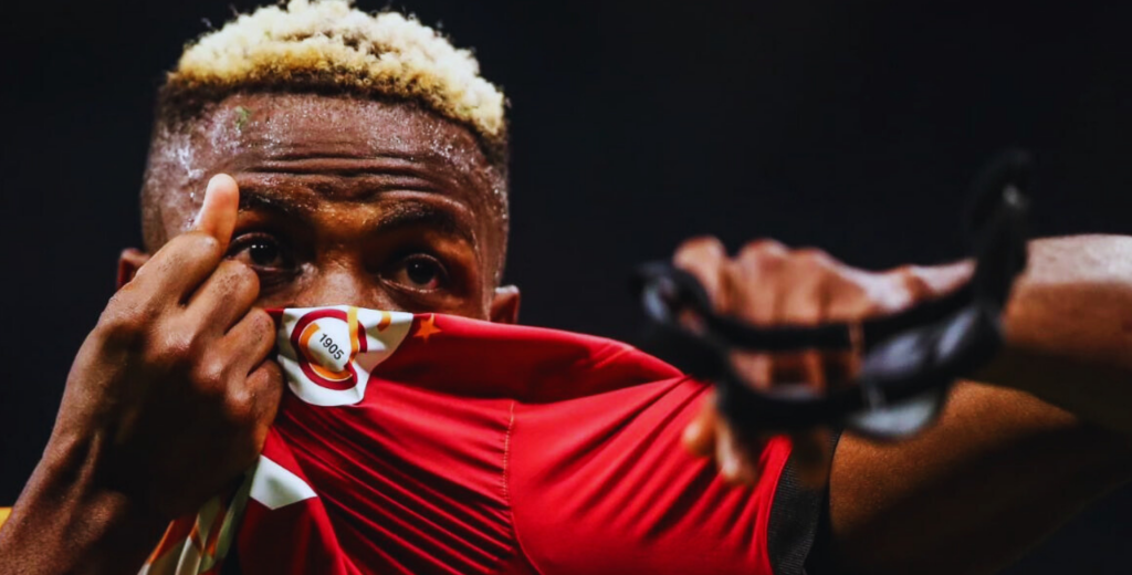Osimhen da el golpe del mercado: Napoli lo vendió por 80 millones