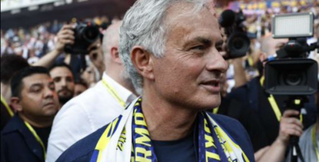 Mourinho no para: Fenerbahce cerró las llegadas de un ex PSG y un ex FC Barcelona