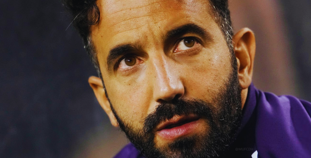 El United lo borró y está desesperado por salir: se quiere ir al Betis