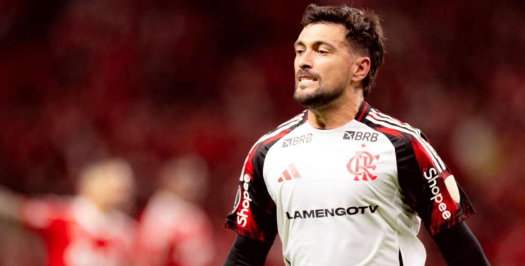 Flamengo venció al Internacional por 2-0 y enfrentará a Estudiantes en cuartos