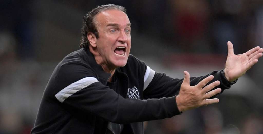 Tuvo varios cruces con Vinicius, se pele&oacute; con su t&eacute;cnico y est&aacute; cerca del Mineiro