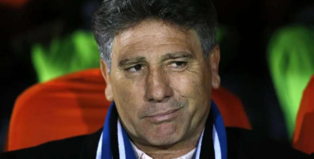 Jug&oacute; con Messi y Cristiano Ronaldo y volver&aacute; a Brasil para jugar en el Gremio...