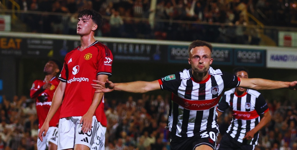 Manchester United y un papelón histórico: eliminado por un equipo de cuarta división