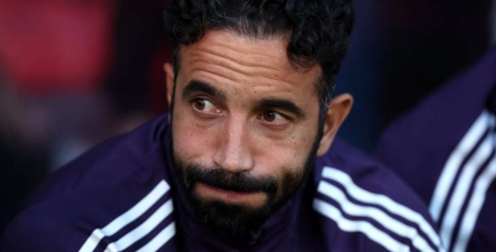 Manchester United no levanta, el pidió salir del club y el Napoli preguntó por él