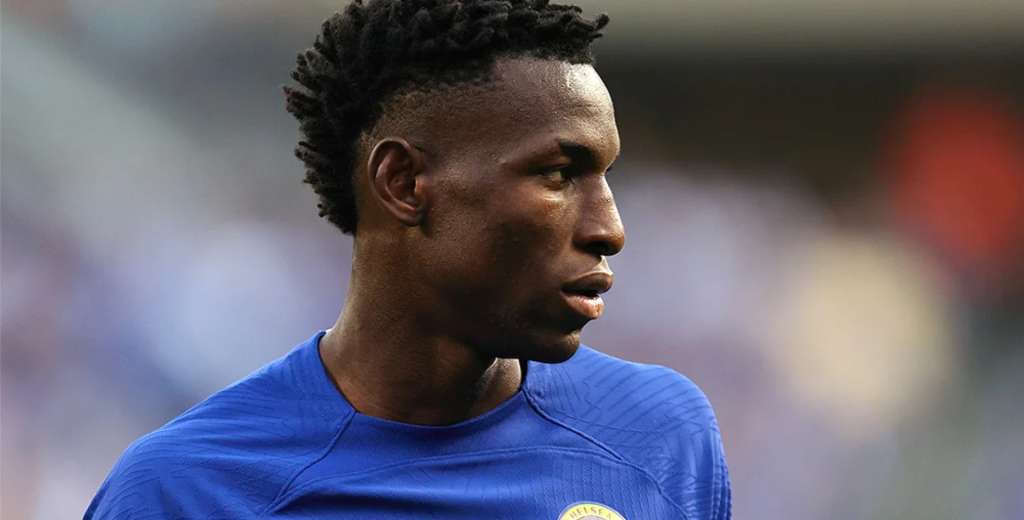 Bayern Munich le da la peor noticia a Nico Jackson: "Nos han informado que..."