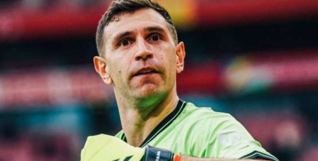 Dibu Mart&iacute;nez y un bombazo total: llega a un acuerdo con un hist&oacute;rico club...