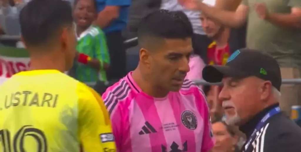Luis Su&aacute;rez lo escupi&oacute; en la cara y &eacute;l peg&oacute; donde duele: "Un ser despreciable..."