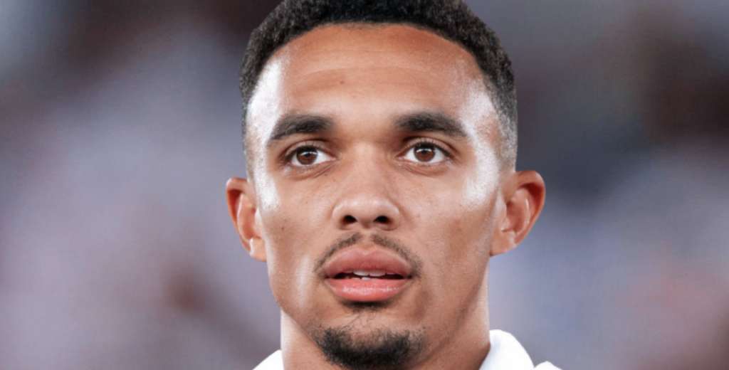 Alexander Arnold fue borrado por Arbeloa, busca irse y ellos van por su traspaso