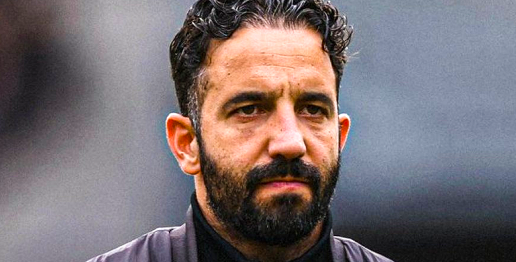 Vale 60 millones, queda libre y Manchester United lo quiere fichar gratis