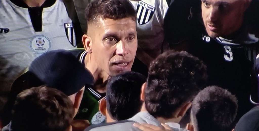 Gimnasia de Mendoza histórico: Rigamonti se ataja todo y asciende a Primera