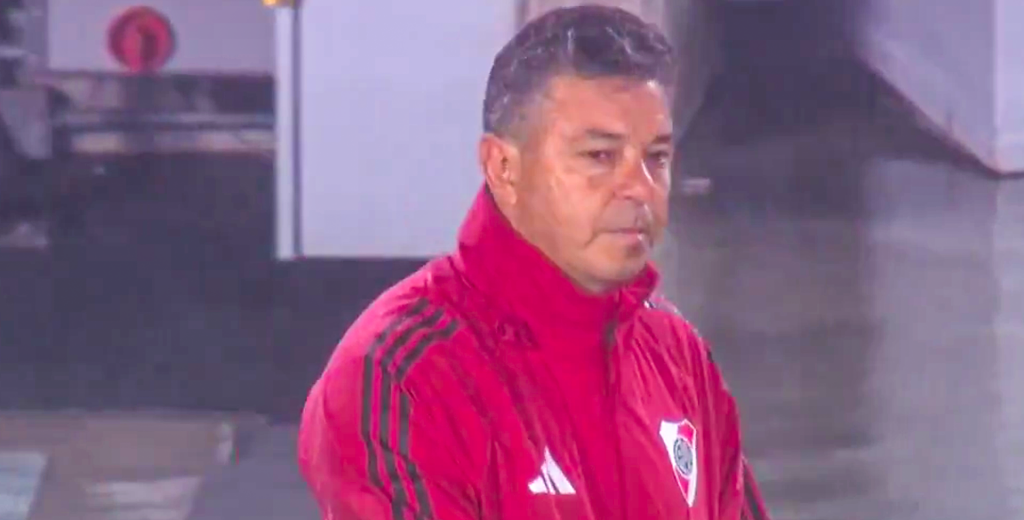 River perdía con Sarmiento y los hinchas estallaron con el equipo: "Jugadores, la c..."