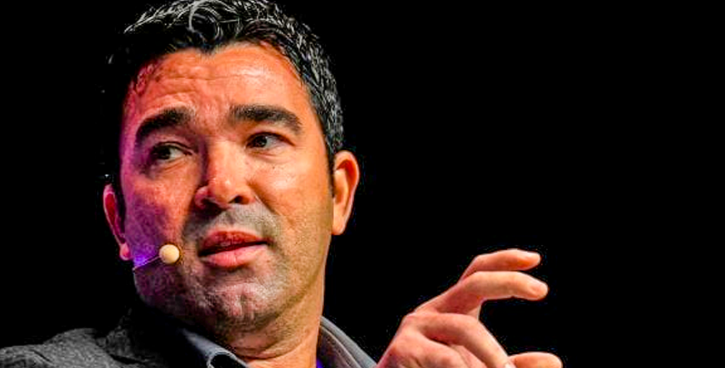 Deco habló con su representante y FC Barcelona quiere a un bombardero gratis