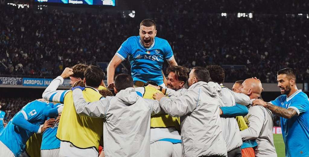 Napoli derrotó al Inter de Milan y quedó como líder absoluto de la Serie A...