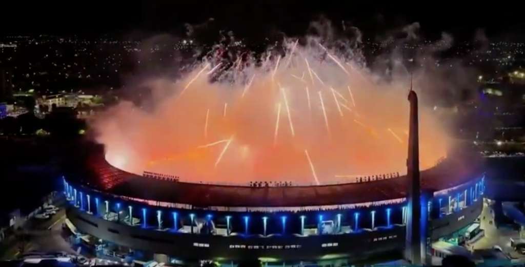 Racing impresionante ante Flamengo: su hinchada hizo el recibimiento del año