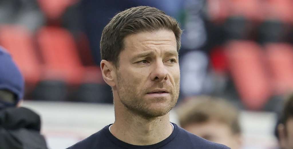 Está harto de Xabi Alonso y dejó una frase aplastante: "Se piensa que es Guardiola..."