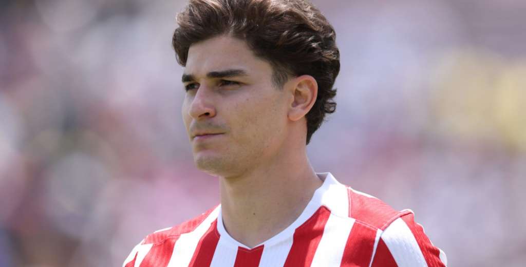 Juli&aacute;n &Aacute;lvarez habl&oacute; sobre el inter&eacute;s del FC Barcelona: "A m&iacute; no me molesta..."