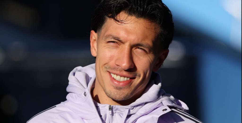 Ferdinand cruzó a Scholes y defendió a Martínez: "Es un campeón del mundo..."