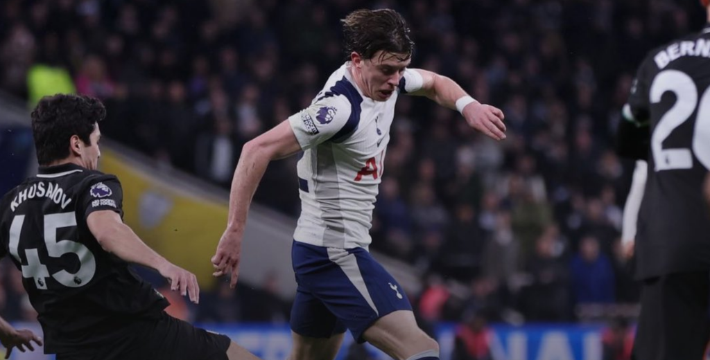 Manchester City no pudo con Tottenham y se aleja del Arsenal FC