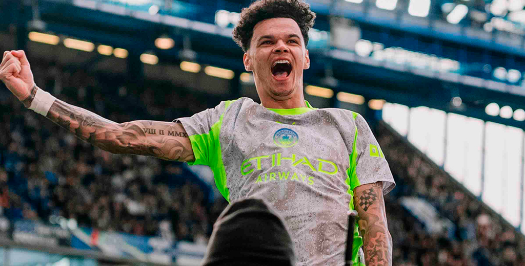 Manchester City humilló al Chelsea: lo aplastó por 3-0 y acecha al Arsenal FC