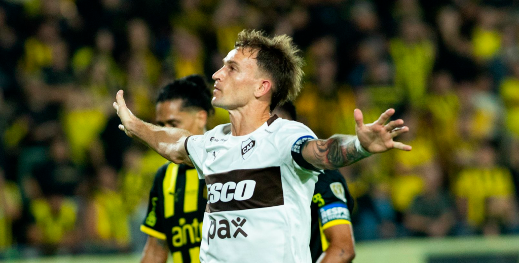 Platense es hist&oacute;rico: derrot&oacute; a Pe&ntilde;arol en Uruguay por la Copa Libertadores