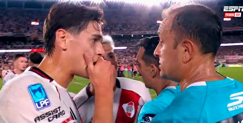 Todo River pidió penal y Martínez Quarta atacó al árbitro: "Vas a ir al Mundial..."
