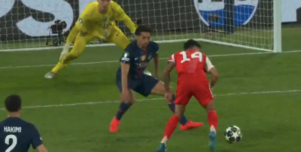 Luis D&iacute;az control&oacute; de taco, dej&oacute; clavado a Marquinhos e hizo uno gol bestial...