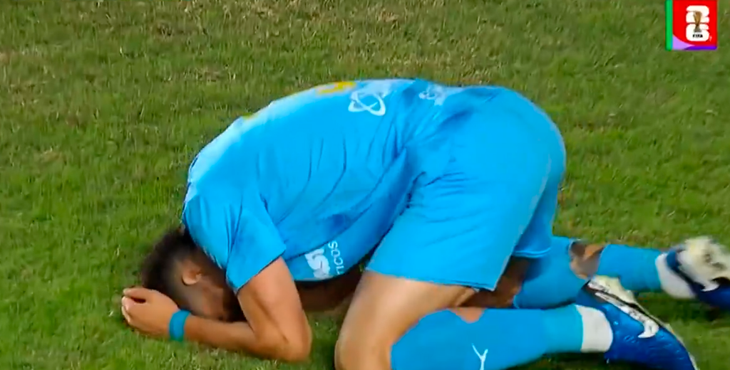 El peor errado del a&ntilde;o: la pelota entraba, no hab&iacute;a arquero y la tir&oacute; afuera