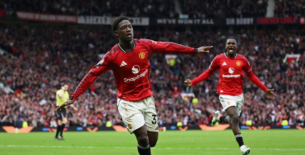 Manchester United se qued&oacute; con el cl&aacute;sico ante Liverpool y entr&oacute; a Champions