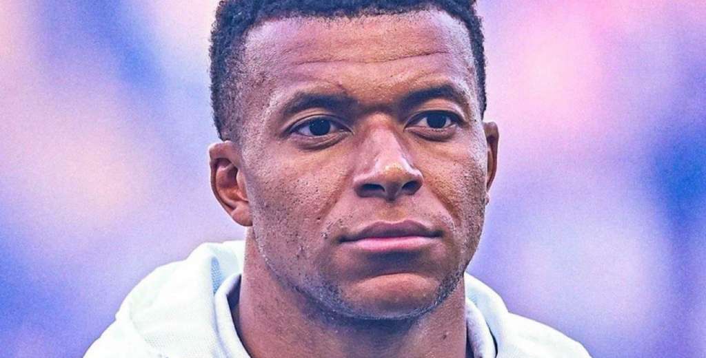 Mbappé desata el caos en Francia: dejó la concentración y se fue a Madrid...