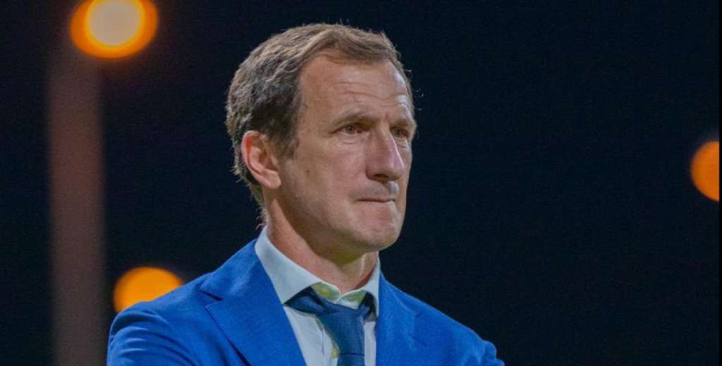 Arruabarrena llegó a Boca Juniors y detonó todo: lo quiere fuera del equipo...