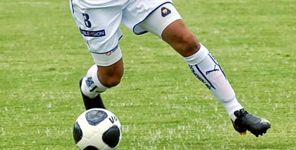 Qué ligas pasan más la pelota con las dos piernas