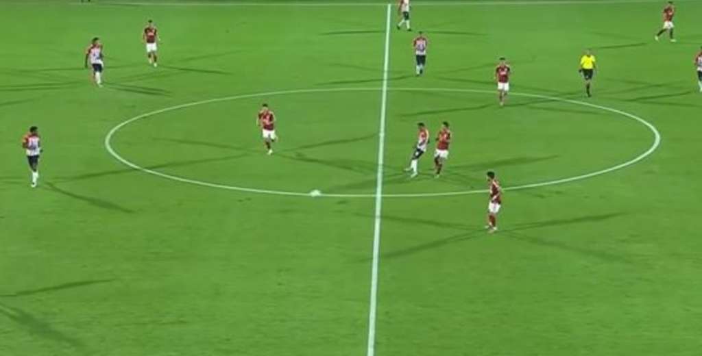 Estremecedor: ruidos de bombas en medio del partido entre Junior y River